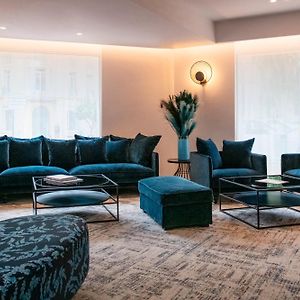 Residence Hoteliere Chambord Au Coeur De Menton - Entierement Renovee
